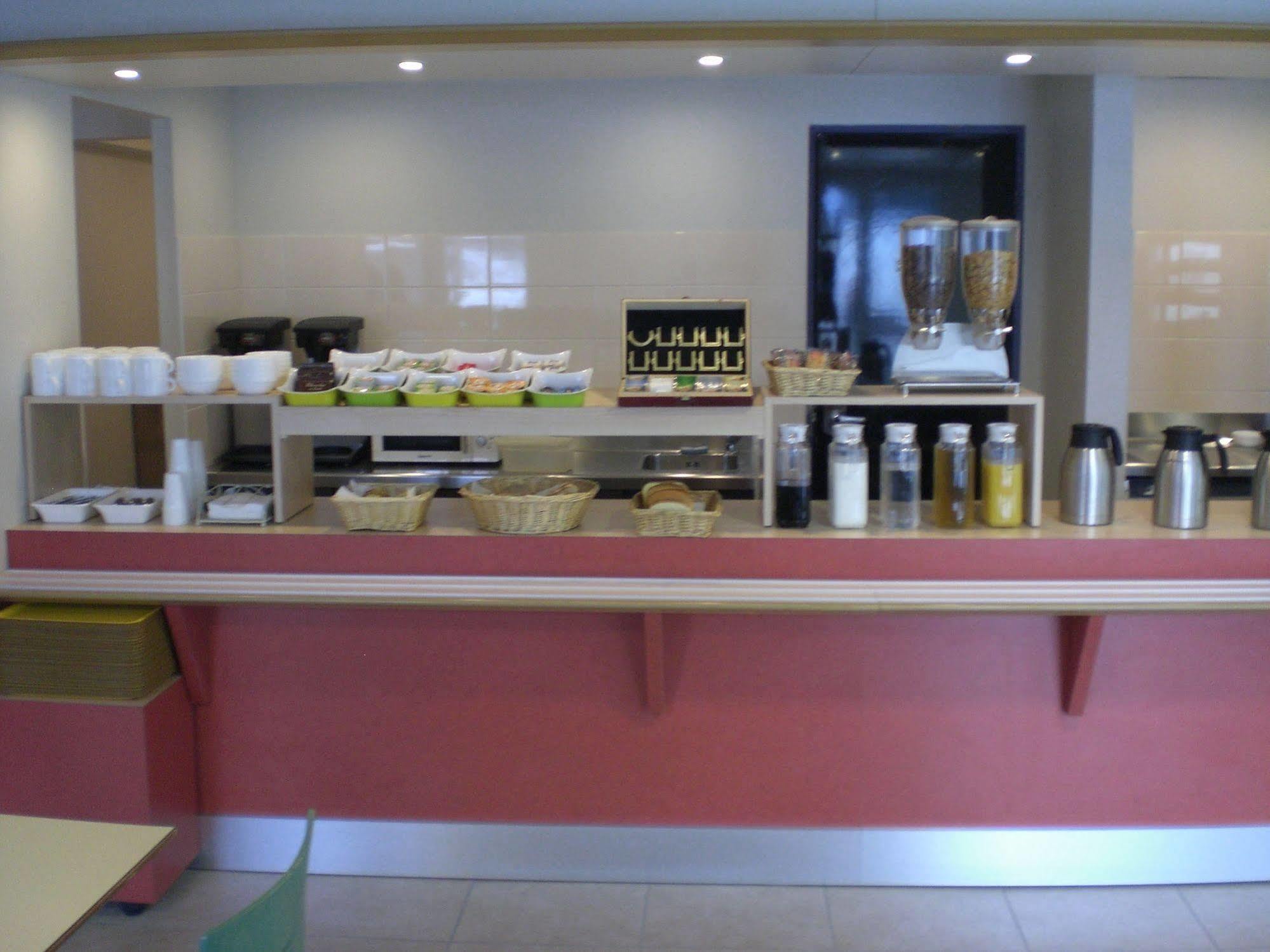 Hotel Valence Sud Soyons エクステリア 写真