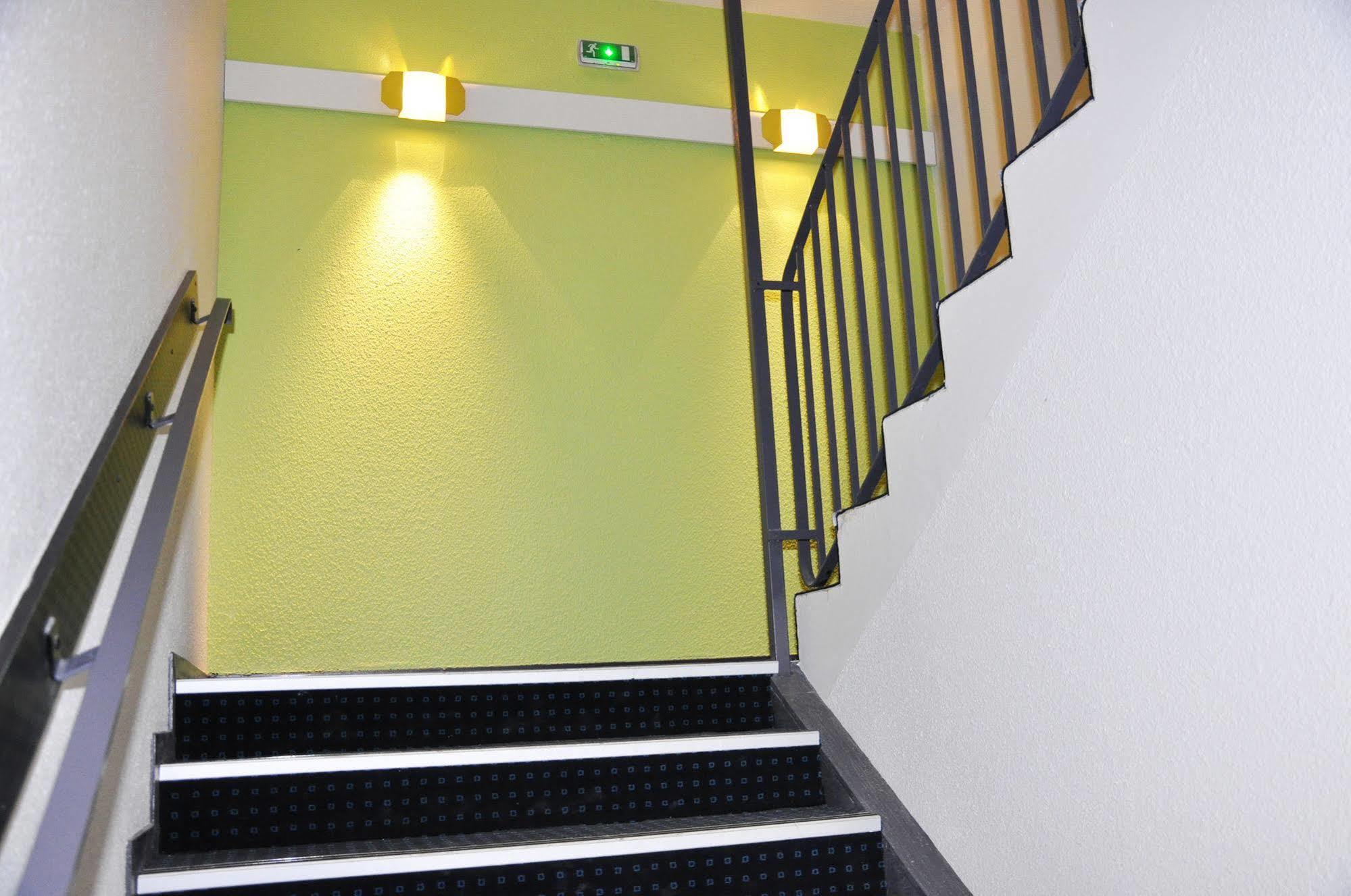 Hotel Valence Sud Soyons エクステリア 写真